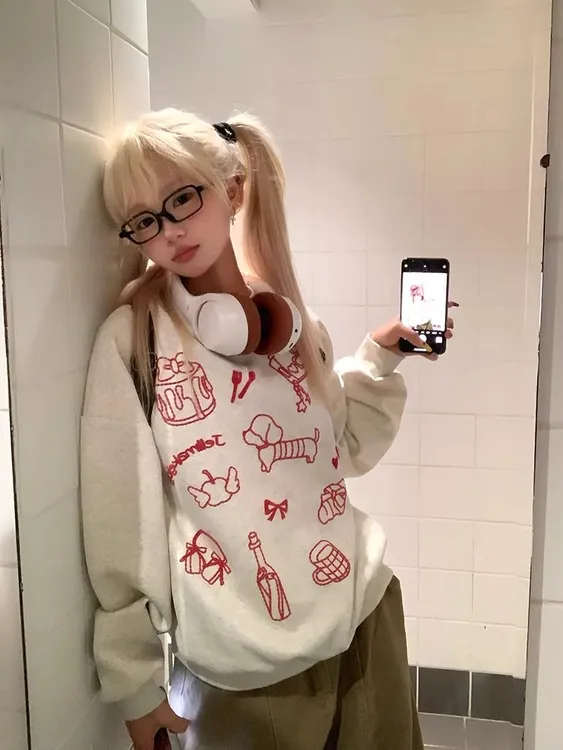 新款红色印花ins女卫衣冬季长袖圆领中长款秋季百搭韩版学院风