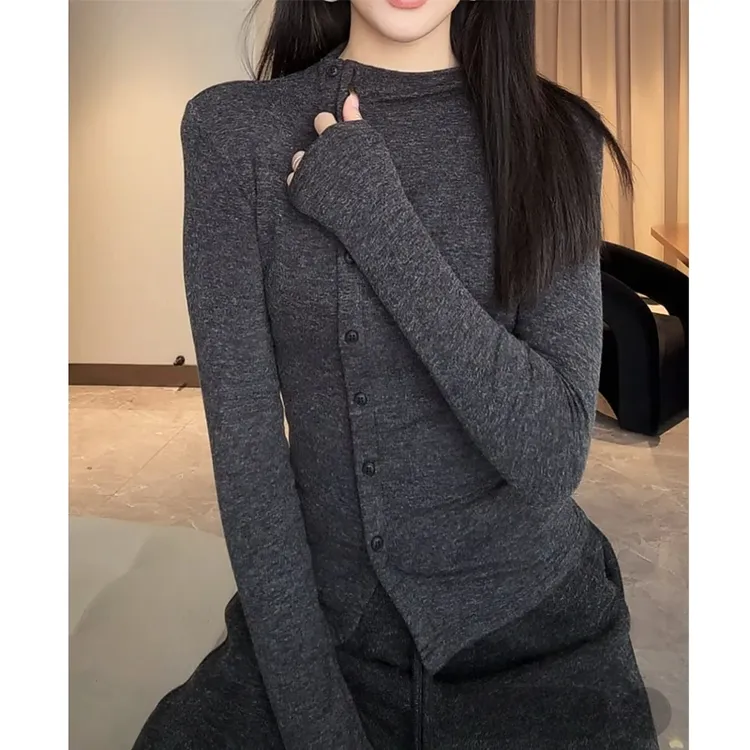 不规则灰色单排扣长袖t恤女秋冬2025新款修身内搭打底衫针织上衣
