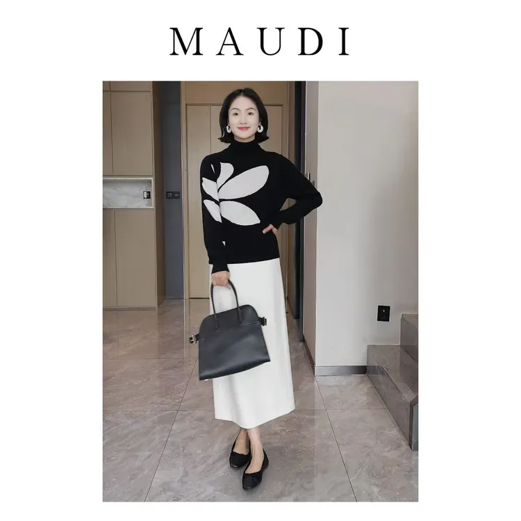 MAUDI名家画布秋冬季新款2025花卉设计感时尚羊毛羊绒针织衫8240