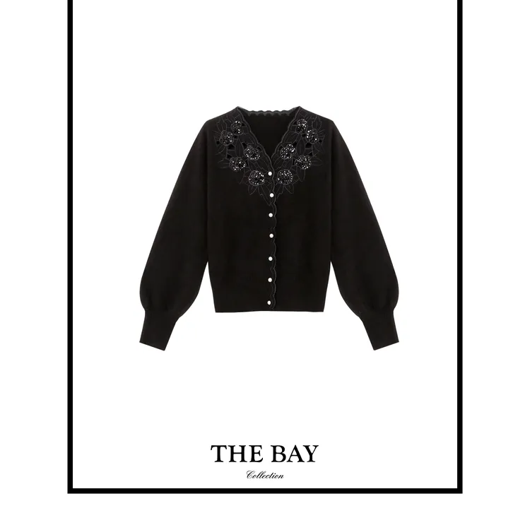 TheBay【凯旋门】浣熊绒羊毛定位绣花上衣Bay2SQXL0241