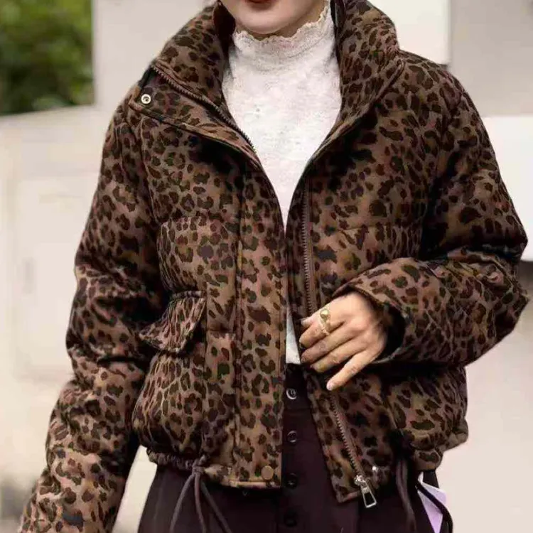 豹纹羽绒服女款2025新款爆款冬季品牌小个子时尚洋气时髦短款外套