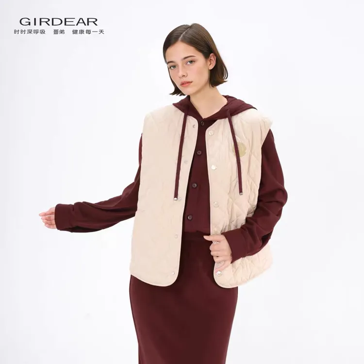 哥弟品质早秋复古经典短款马甲百搭轻薄纯色单排扣无袖马夹140041