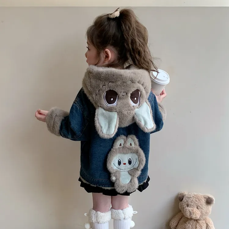 女童加绒牛仔外套秋冬季2025新款儿童卡通加厚上衣洋气女孩毛毛衣