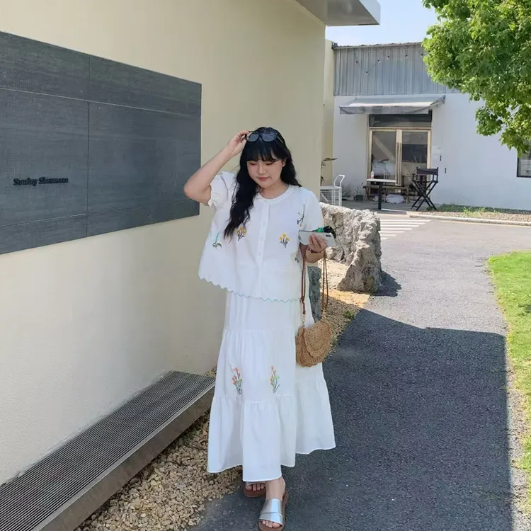 花束的爱恋/大码新夏高端刺绣花束小清新衬衫上衣+A字半身裙套装