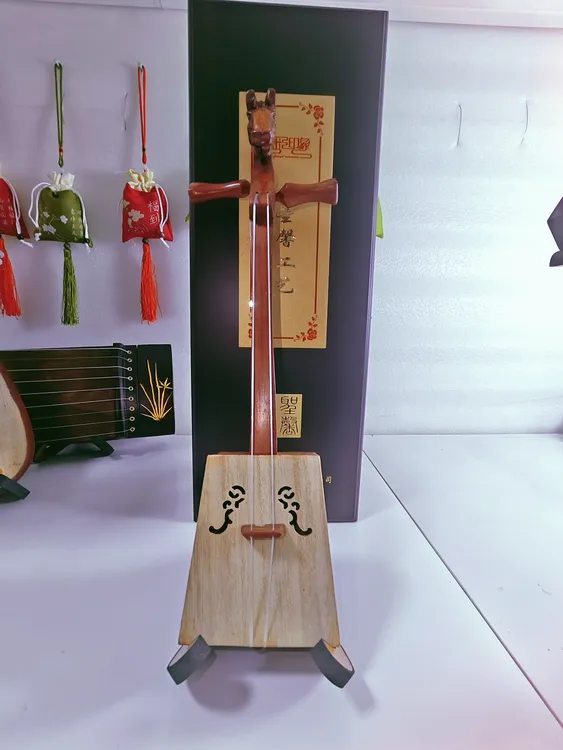 手工雕刻专业马头琴工艺品摆件，不可弹，含包，架子