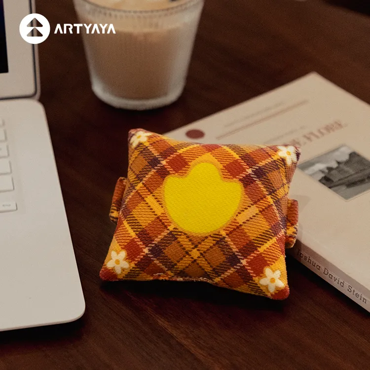 艺术鸭 秋冬新款复古格纹可爱治愈办公桌书桌电脑护腕垫保护垫