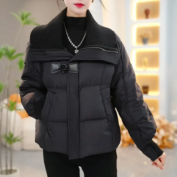 设计感针织拼接翻领短款羽绒服女士2025年冬季新款保暖面包服外套