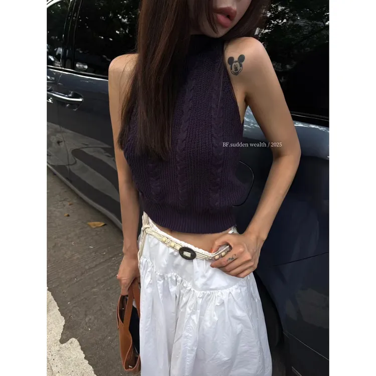 2025秋季韩系新款辣妹性感挂脖设计感小众打底衫女款爆款2025新款