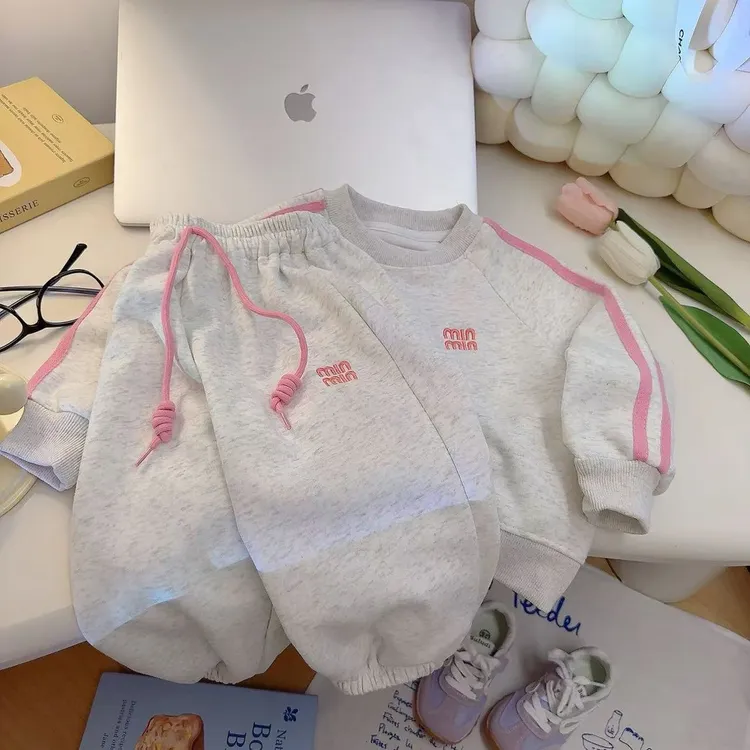 女童秋季套装2025新款洋气卫衣春季时髦女孩大童运动童装春秋