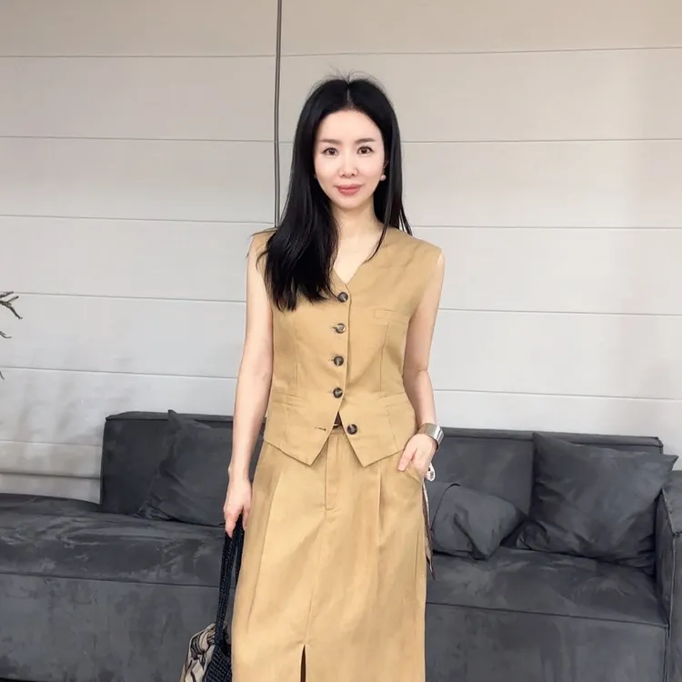 鑫燃KIKI 小众老钱风时尚马甲 60086 XI