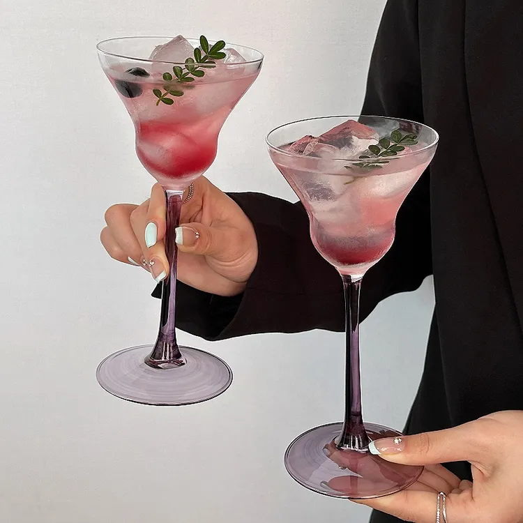 艺术感紫色高脚玻璃杯家用轻奢女生创意微醺调酒杯香槟杯鸡尾酒杯