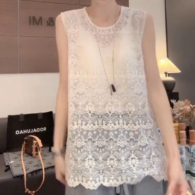 2025秋季新款显瘦欧若风百搭圆领蕾丝打底背心LK2507411