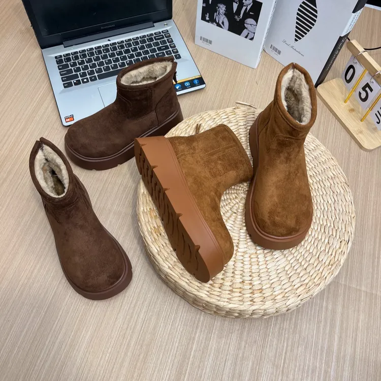 复古马丁靴女2025新款冬季保暖加绒加厚短筒棉靴时尚百搭厚底短靴