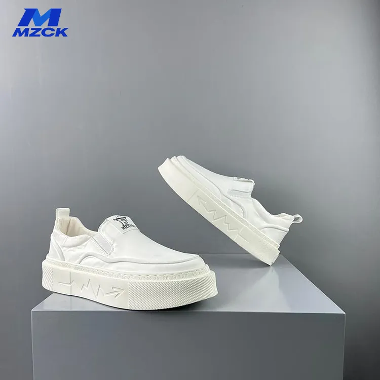 潮鞋休闲板鞋男2025新款厚底增高一脚蹬轻便小白鞋男时尚潮流布鞋