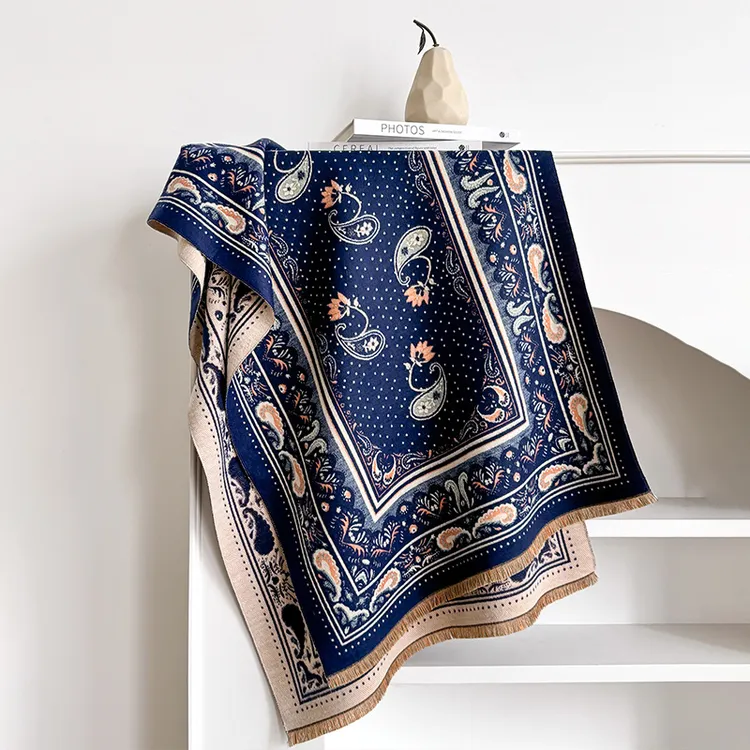 秋季新款外搭仿羊绒围巾民族风腰果花提花围巾双面保暖大围巾披肩