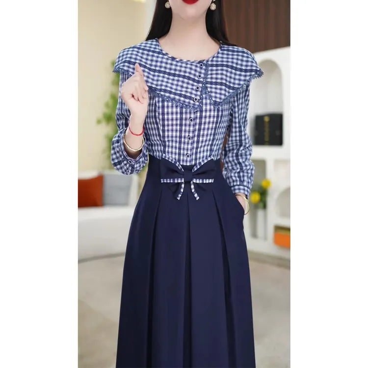 时尚复古设计感连衣裙女2025秋季新款气质收腰显瘦印花长袖休闲裙