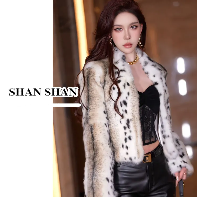 SS姗姗 秋冬高级时尚獭兔毛斑点色设计皮草外套女 51170534-2410