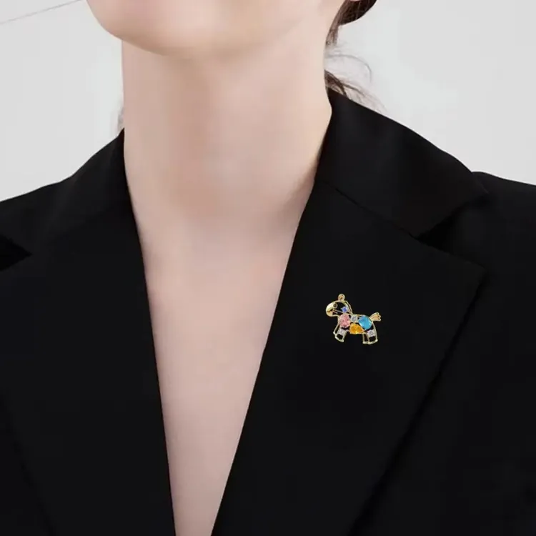 合金胸针 新款彩虹小马胸针精致微镶西装大衣胸花饰品别针百搭②商品图
