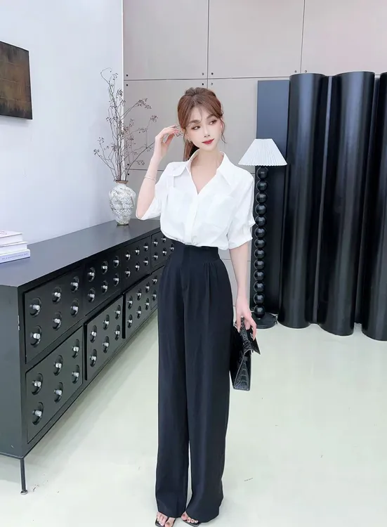 【心动Crush】2025年新款腰头褶皱显瘦直筒裤+气质通勤衬衫一套 