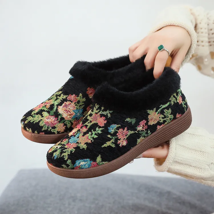 冬季老北京绣花保暖居家棉拖鞋女包跟毛毛鞋加绒软底防滑妈妈鞋子