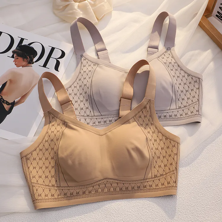 无痕薄款兔耳朵大胸显小内衣女聚拢收副乳防下垂全罩杯大码文胸罩