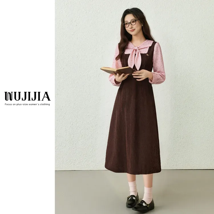 五季家大码减龄粉色波点学院风咖啡色连衣裙思思ZL55239