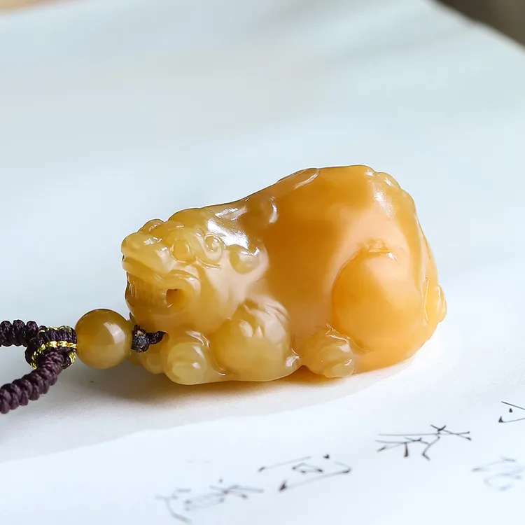 【孤品收藏】天然正宗和田玉吊坠且末糖貔貅俏色精雕女款项链高档