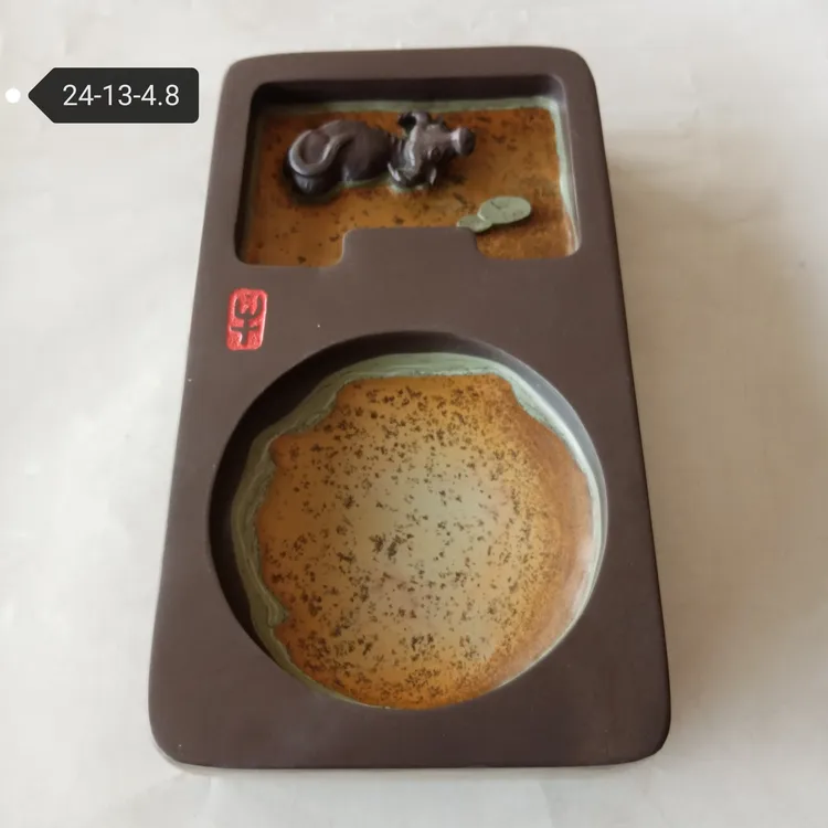 孤品大龙潭老坑原石色彩石质细腻大池实用。
