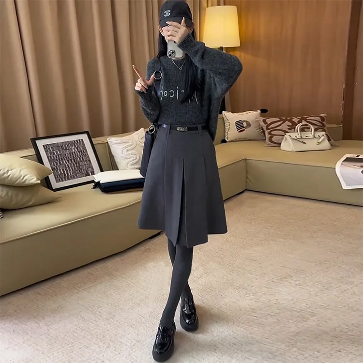 黑色裙子秋冬季短裙毛呢A字半身百褶裙女高腰遮跨学院风通勤中裙