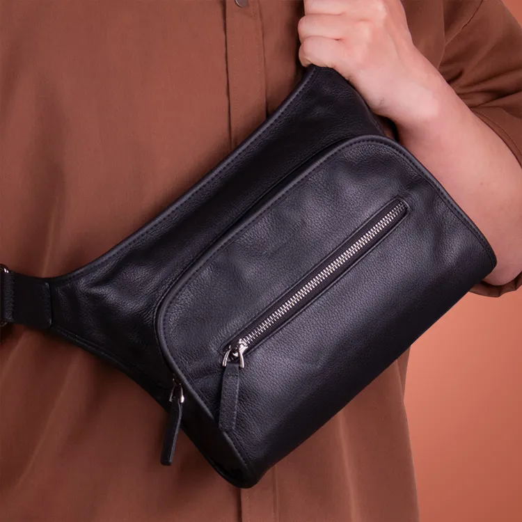 男士斜挎胸包2025新款时尚多功能真皮男包休闲单肩包运动潮流背包