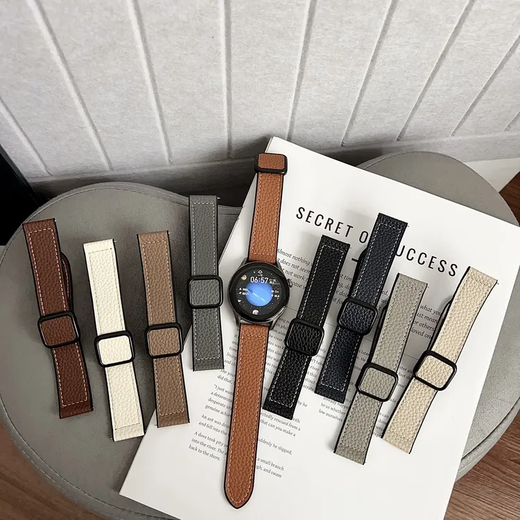 适用华为GT6表带Watch5ProGT5小米S4荣耀磁吸方扣荔枝纹皮质表带
