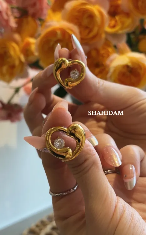 铜合金耳饰 SHAHIDAM质感爱心锆石耳钉 绝美必备百搭款