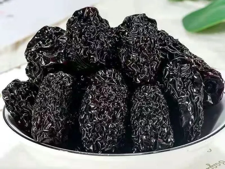 黑枣有核黑枣口味甜而不腻口感软糯免洗泡酒休闲零食