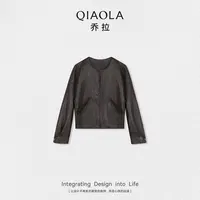 QIAOLA/乔拉【秋日报亭】秋季圆领金属扣设计感时尚休闲皮外套预售