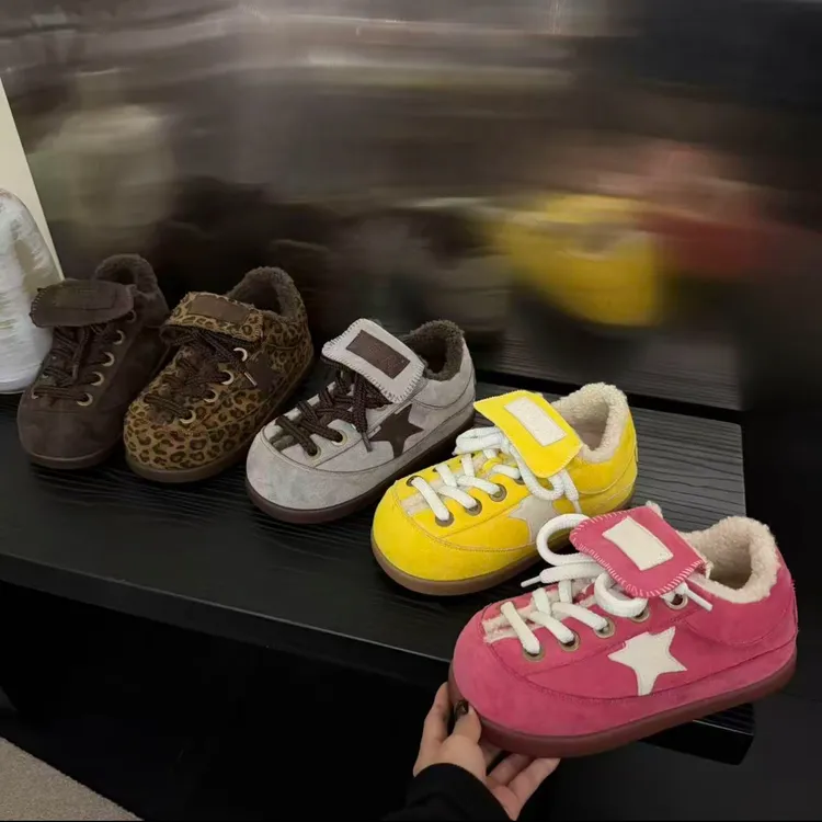 超火羊羔毛毛鞋卡皮巴拉翻领面包鞋冬季爆款厚底松糕星星加绒棉鞋