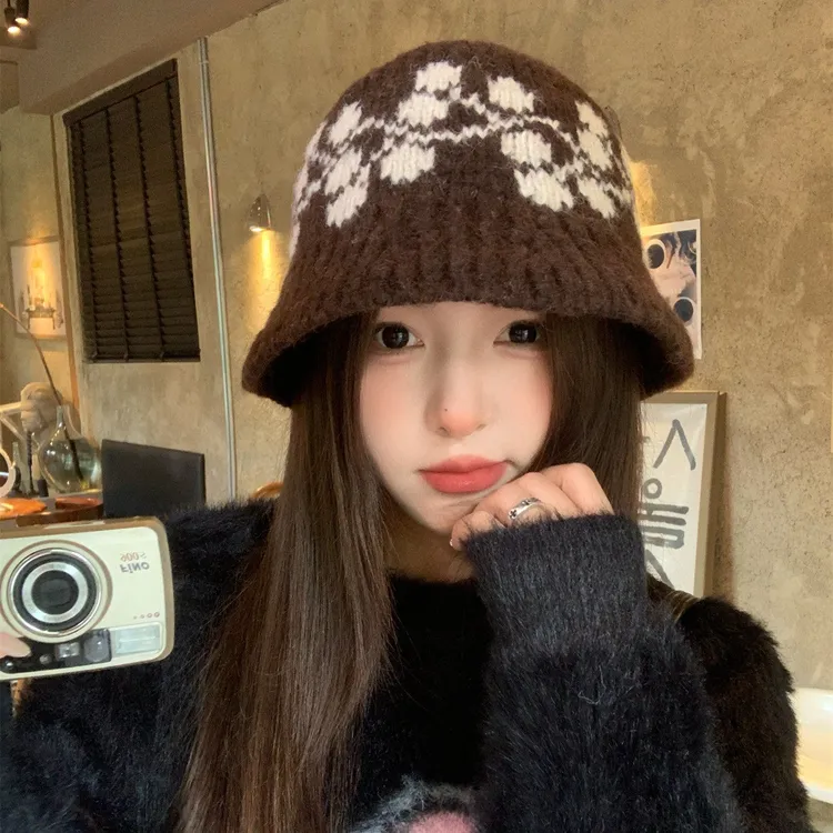 Miss Silas提花针织渔夫帽女韩版百搭显脸小大头围保暖棕色盆帽子