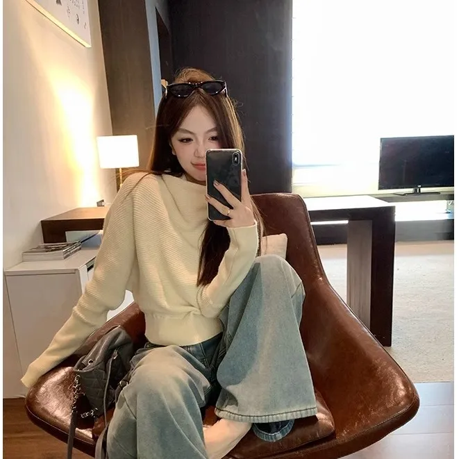 2024冬季新款设计感小众半高领堆堆领套头毛衣女蝙蝠袖内搭针织衫