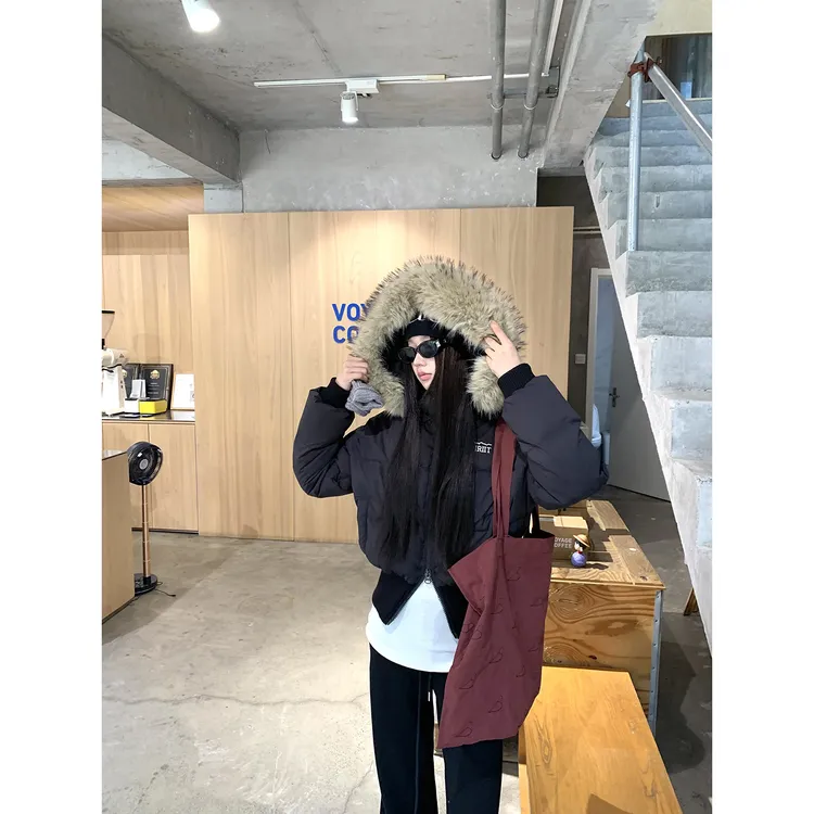 【厚吐司】秋冬法式气质辣妹连帽短款羽绒服254A3460    