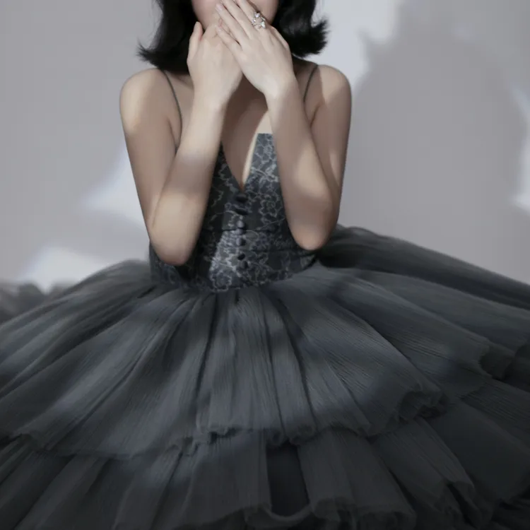 精品尾货直播间辣妹风，公主风，蕾丝气质黑色短款长款复古优雅夏季