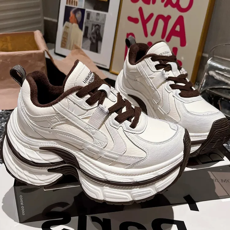 显脚小增高7cm加绒老爹鞋女2025新款复古百搭厚底拼色保暖运动鞋