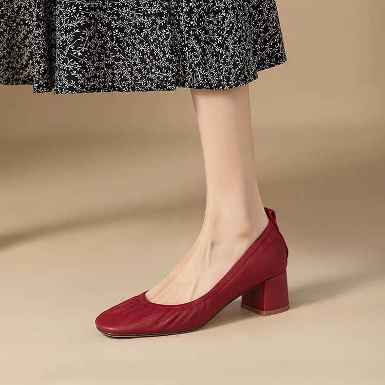 软羊皮断码清仓红色玛丽珍鞋粗跟2026新款方头浅口舒适高跟单鞋女