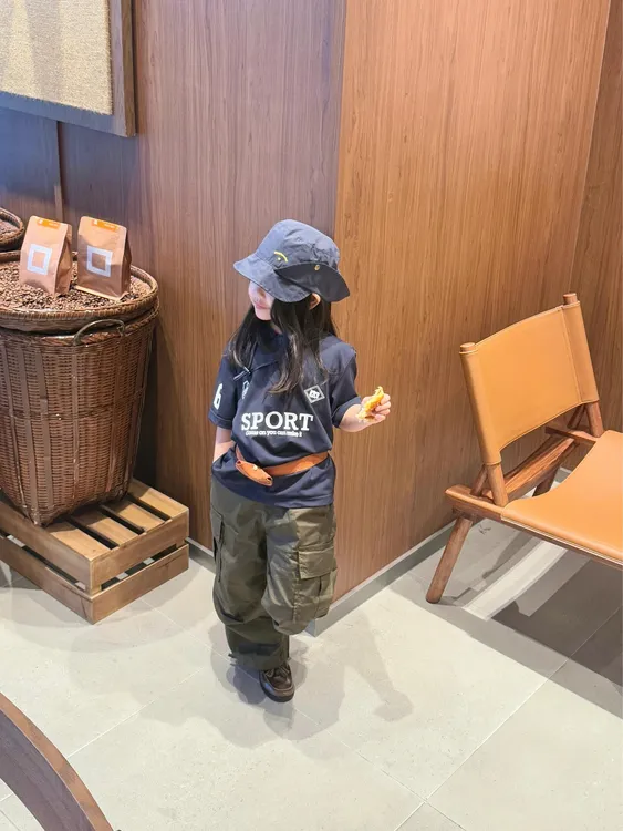 小思家2025年男女童早秋新款运动风Polo领上衣工装休闲裤套装