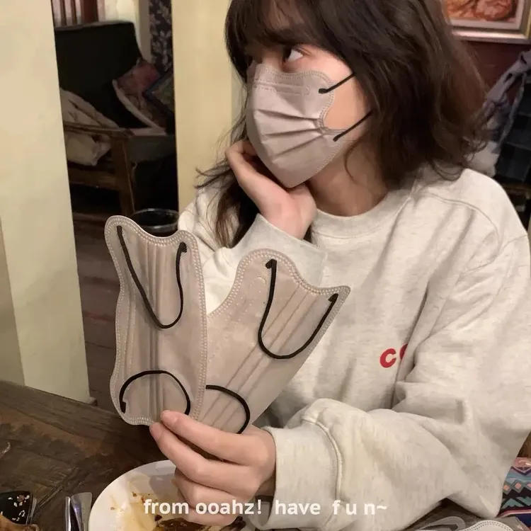 B【独立包装】护眼角蝶形时尚显瘦网红百搭高颜值透气一次性口罩