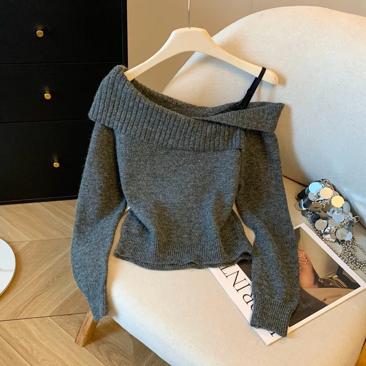 自留款推荐~蕾丝拼接斜领长袖针织衫女秋季新款气质露肩短款毛衣