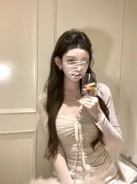 【米妮】“蜜恋软糖”纯欲蕾丝拼接捏褶上衣