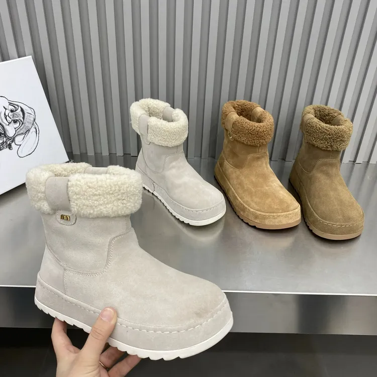 欧货厚底雪地靴女2025冬季新款显脚小时尚百搭加绒加厚雪地靴潮鞋