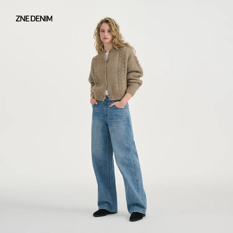 ZNEJeans经典简约率性立体感微廓形牛仔裤1289