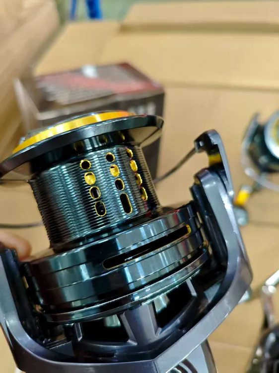 NGK防绕线 （密封防水）无间隙金属脚金属摇臂远投轮10000/12000