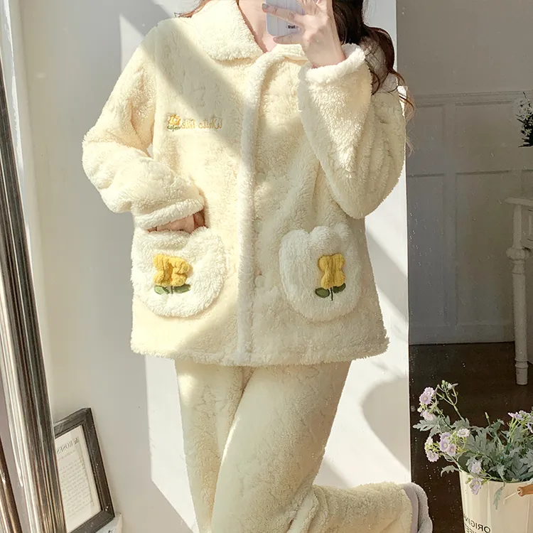 加绒加厚珊瑚绒甜美可爱翻领睡衣女秋冬保暖法兰绒开衫套装家居服