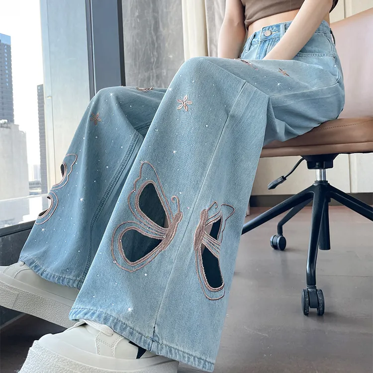 蜜蜜穿搭闪钻镂空绣花牛仔裤女2025年秋季破洞小众炸街高级感女装